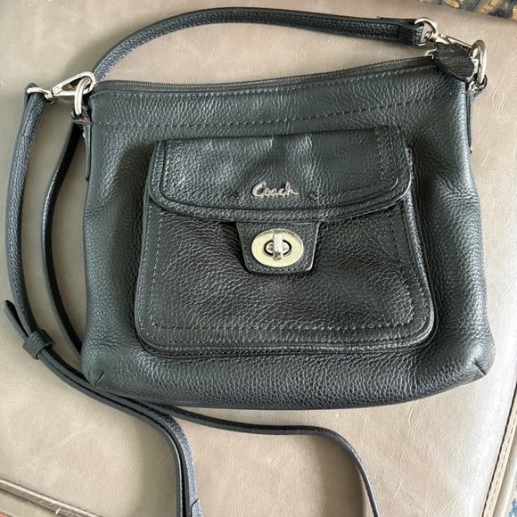 Coach Penelope Turnlock Black Pebble Leather Crossbody Bag Silver Tone Hardware - Picture 1 of 5